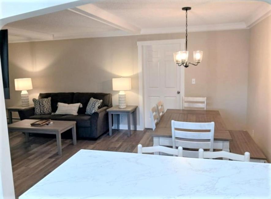 Top Notch Inn Gorham Bagian luar foto