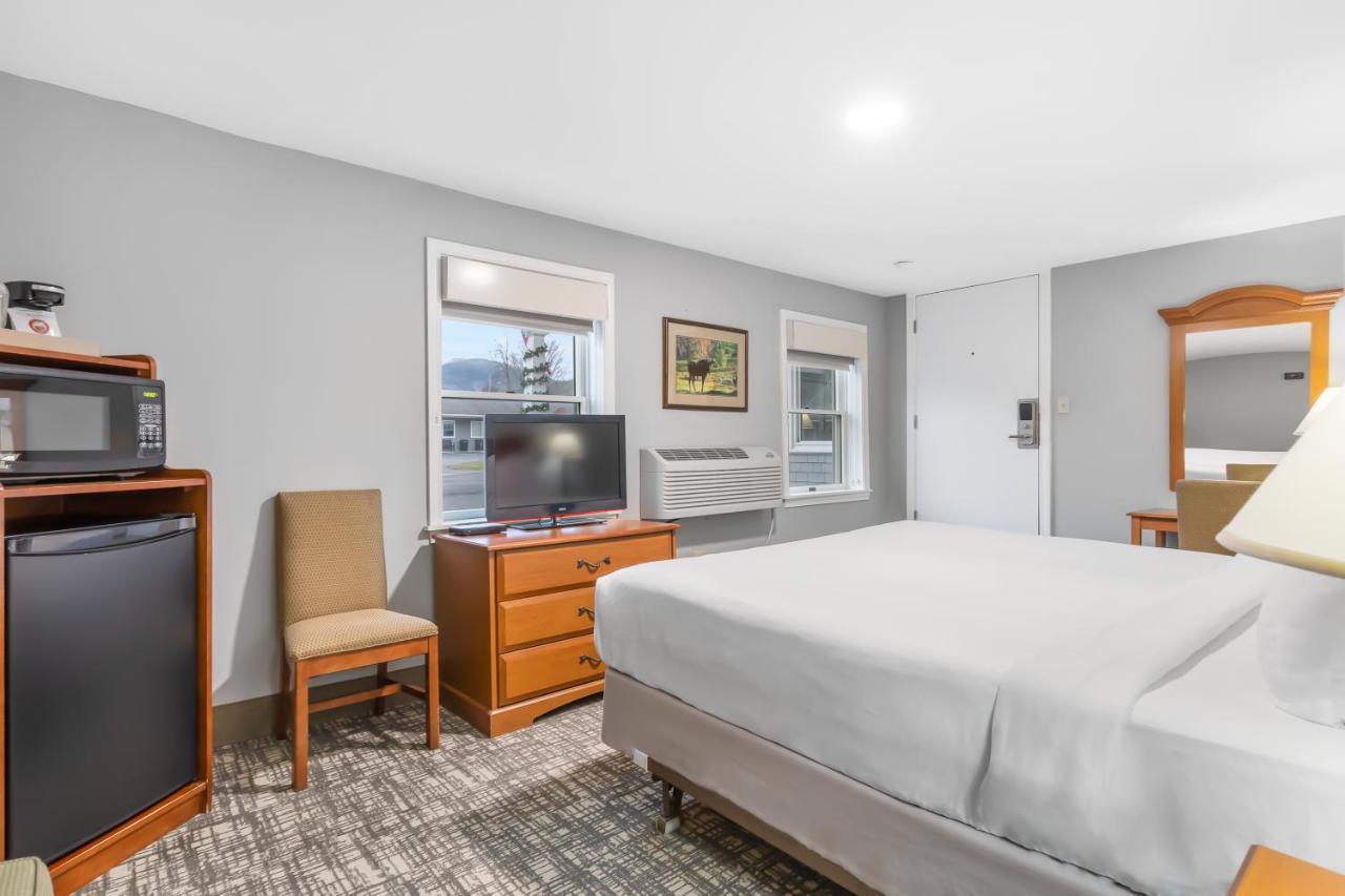 Top Notch Inn Gorham Bagian luar foto