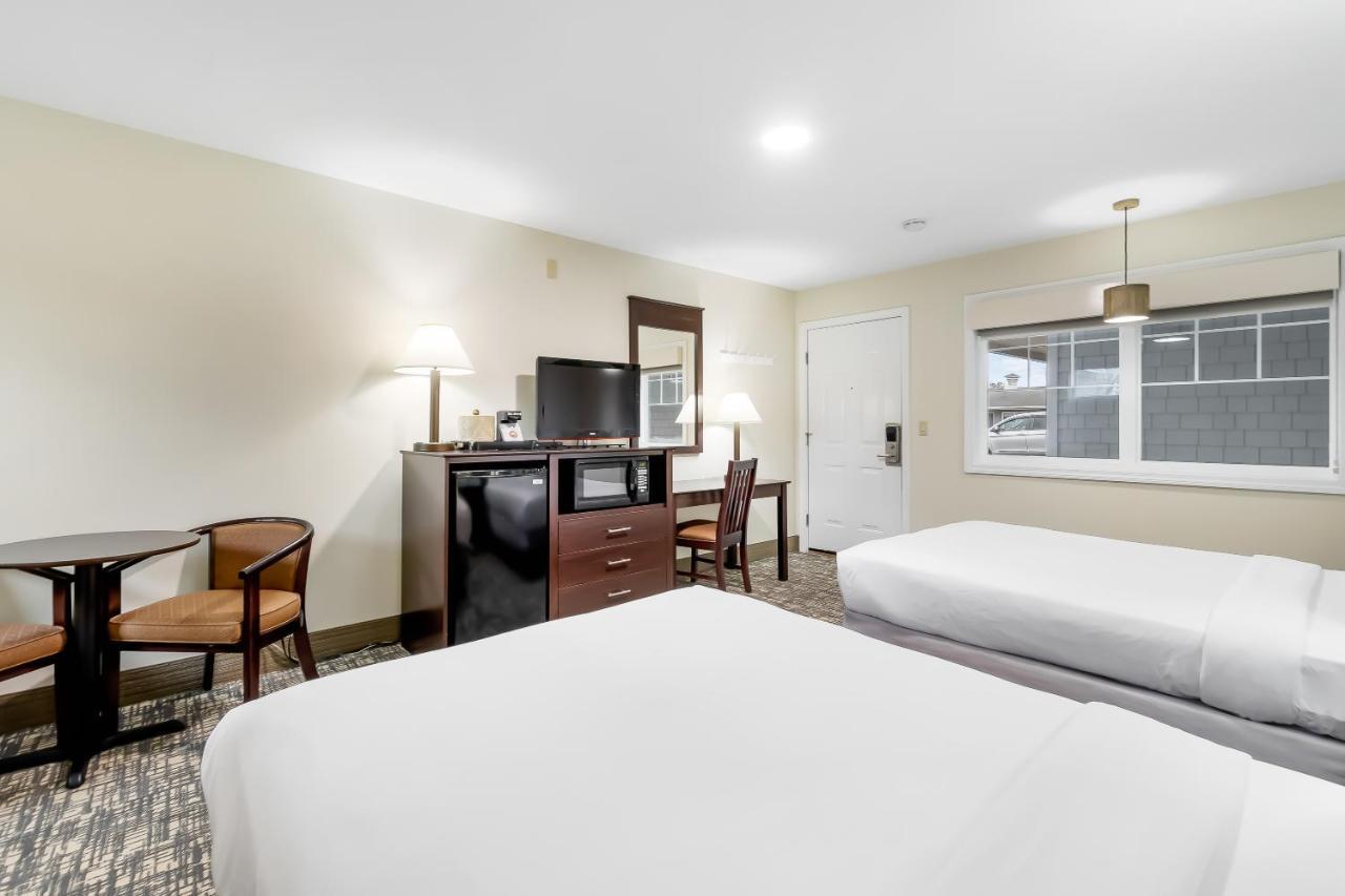 Top Notch Inn Gorham Bagian luar foto